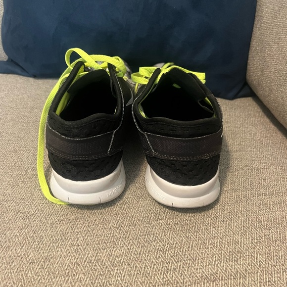 Nike Free 5.0 TR Fit 5 Print Running Shoe - Black/White/Volt - 6.5 - Picture 8 of 9